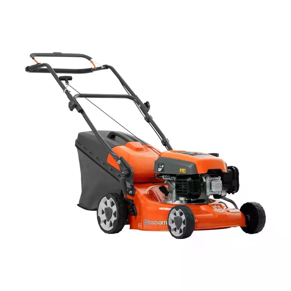 Máquina / Cortador de Grama a Gasolina Husqvarna Lc 140P, 2,6 HP, Diâmetro de Corte de 40cm, com Recolhedor